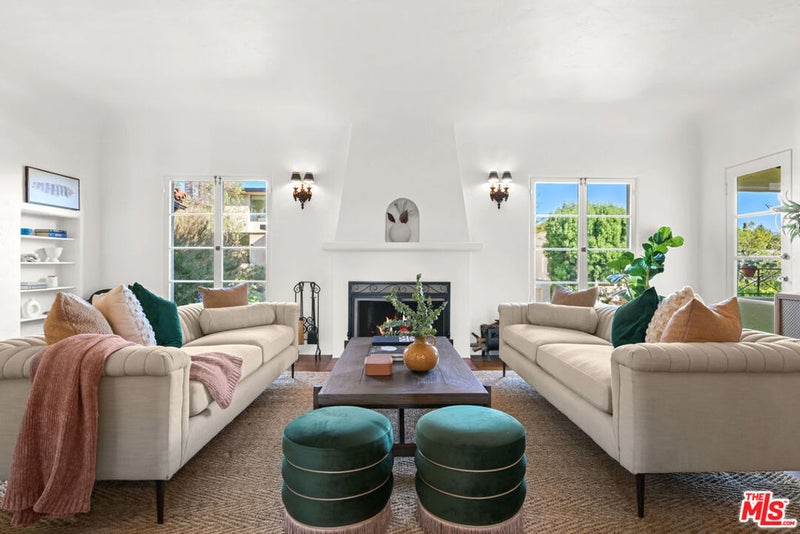 10323 Dunkirk Avenue