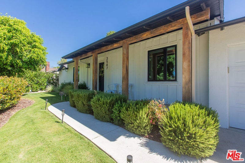 3547 Burritt Way