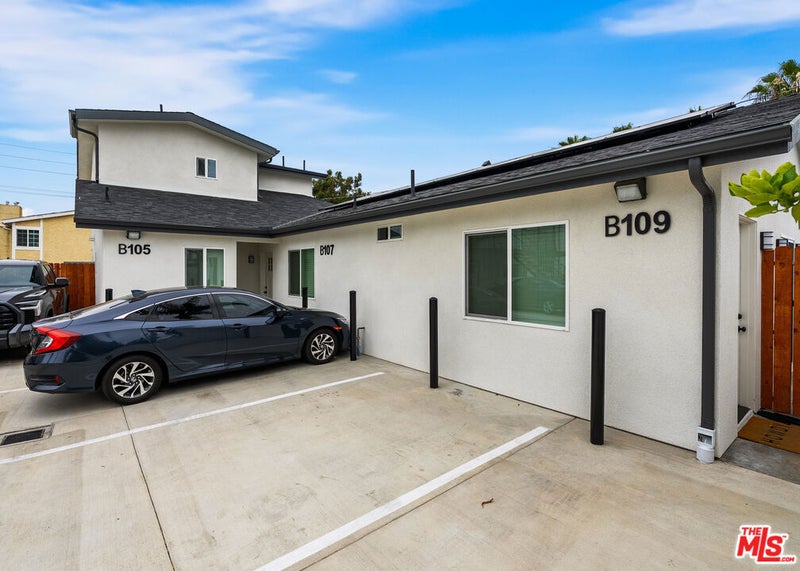 758 W 20th Street