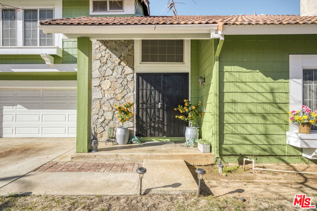 37443 Yorkshire Drive