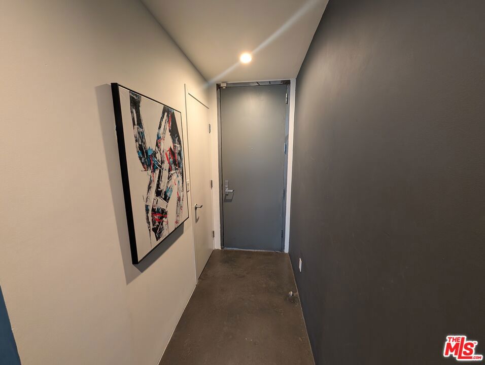 1455 N Bronson Avenue 4