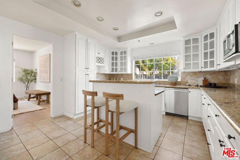 2222 Neilson Way 102