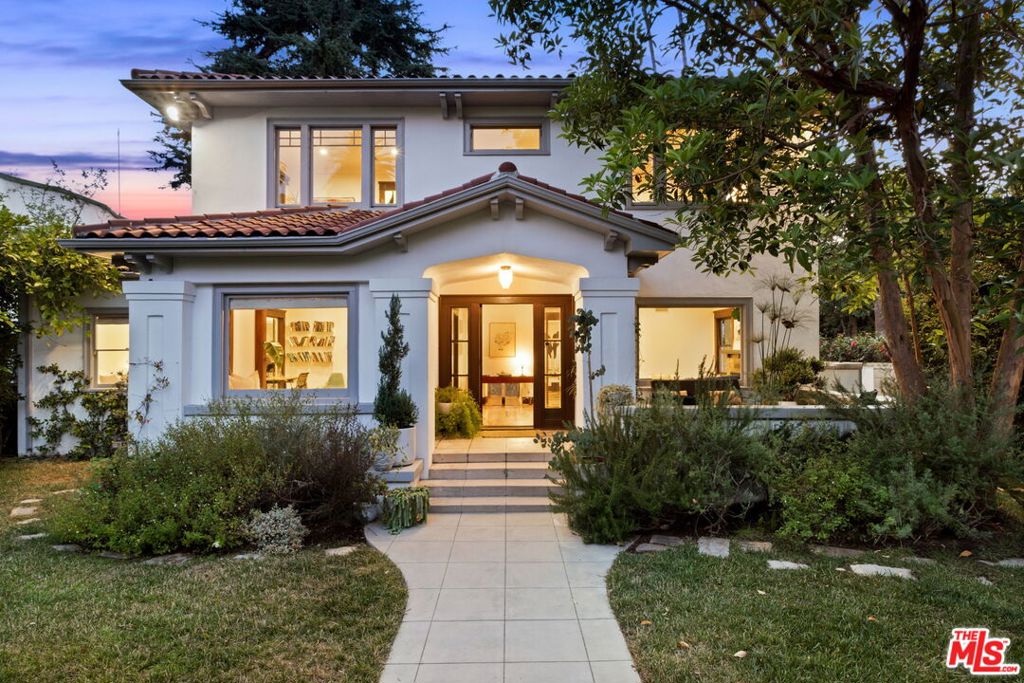 Properties 4 2027 N Canyon Drive
