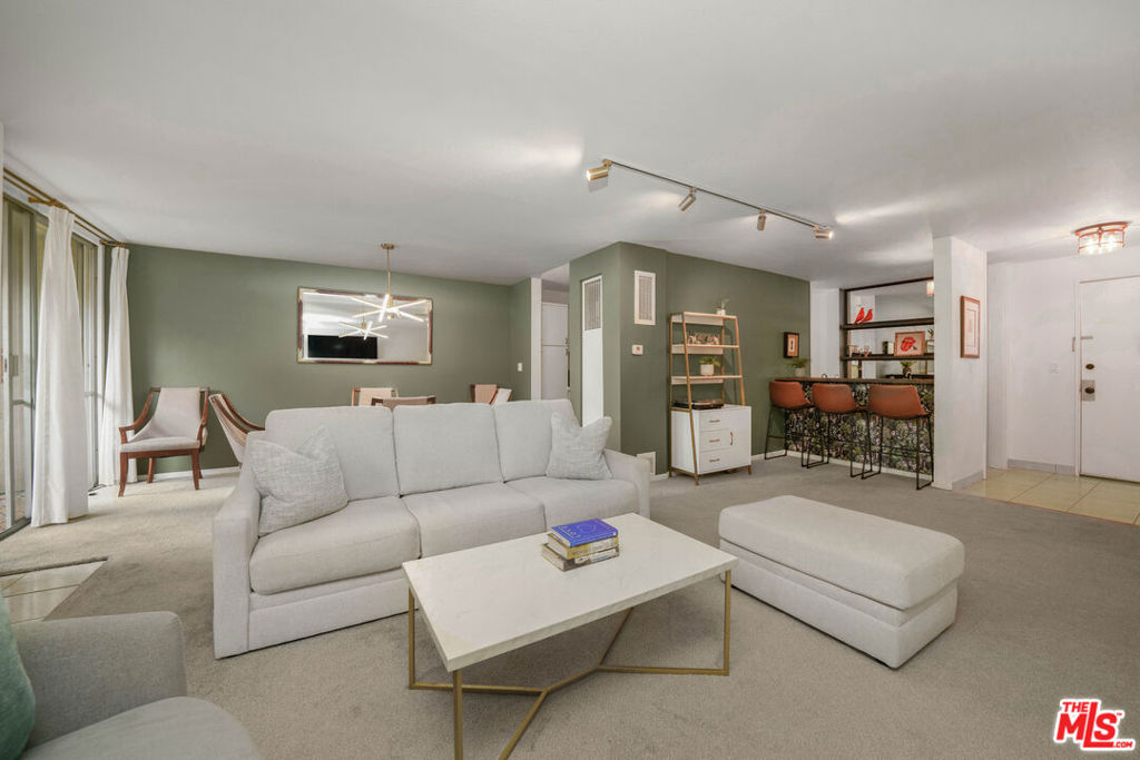 6315 Green Valley Circle 200