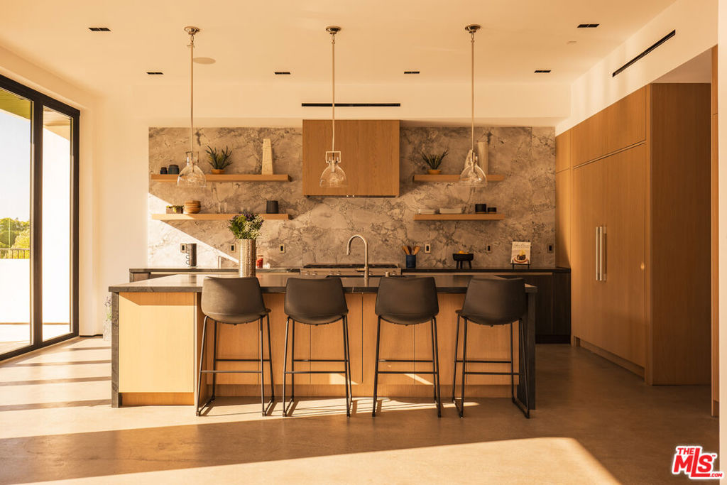 Properties 3 3920 Knobhill Drive