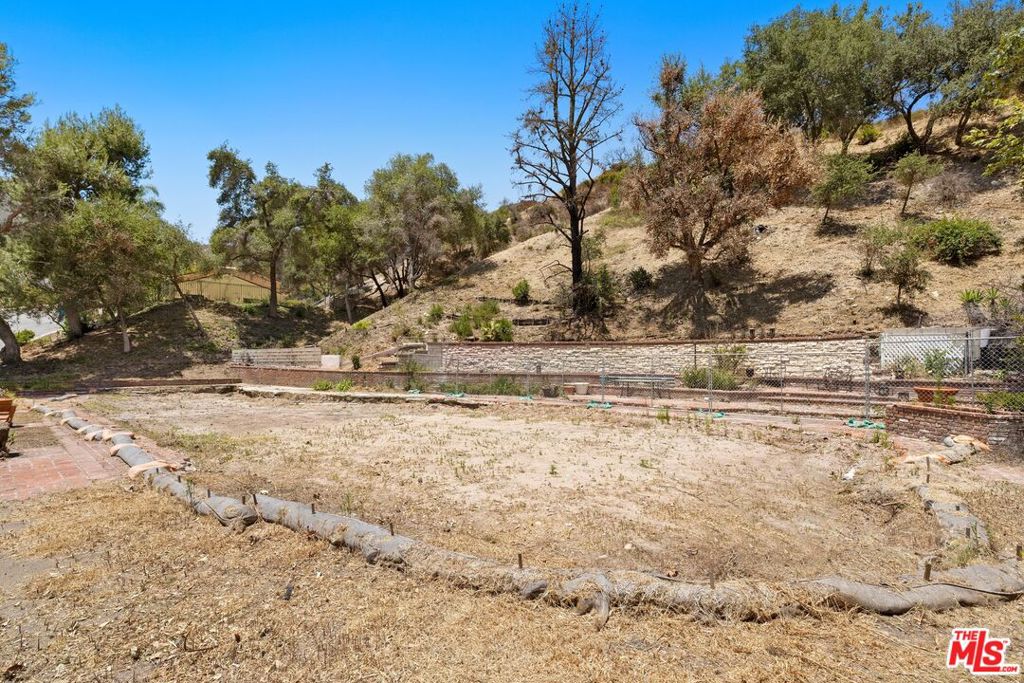 17780 Camino De Yatasto