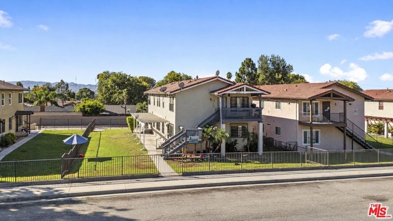 2235 Sunrise Lane