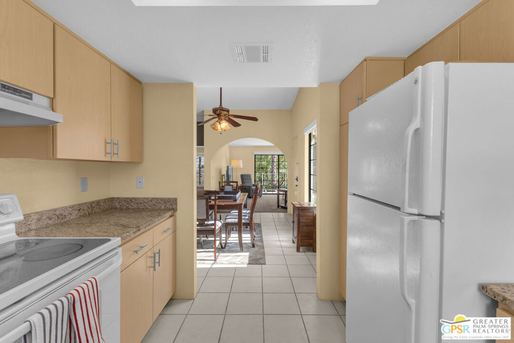 2701 E Mesquite Avenue Q74