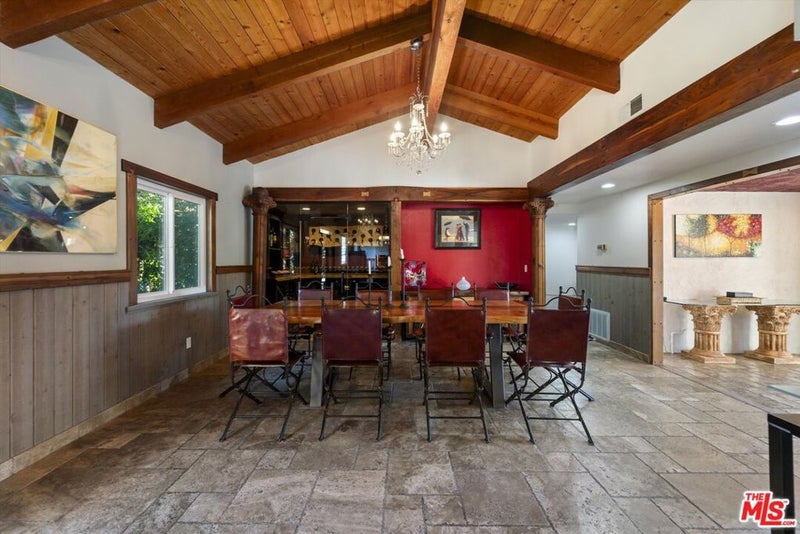 39700 Avenida Arizona