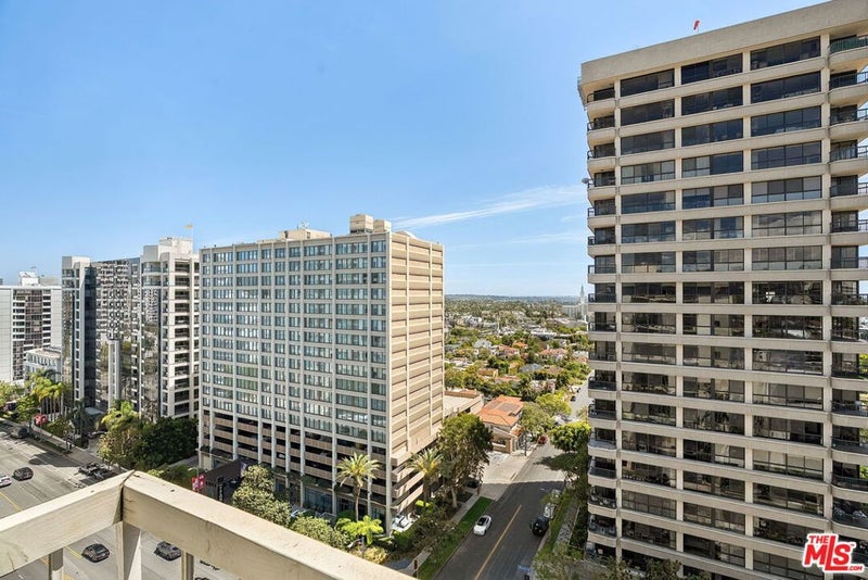 10751 Wilshire Boulevard PH1