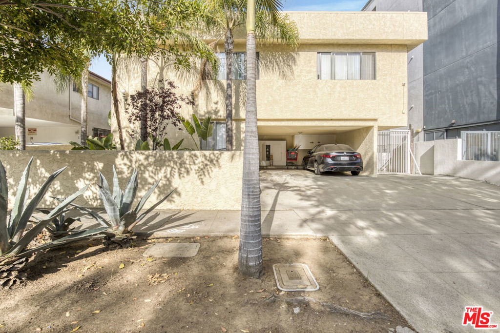 1133 S Spaulding Avenue 4