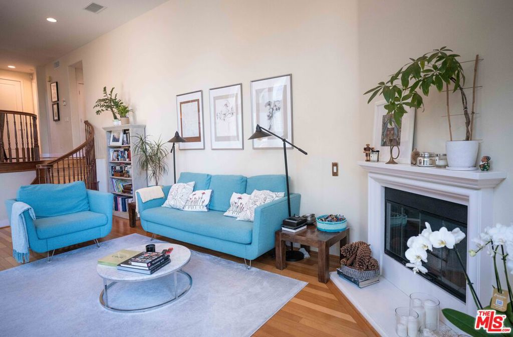 5700 Seawalk Drive 8