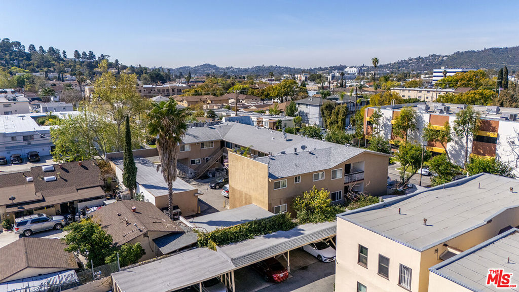 601 E Acacia Avenue