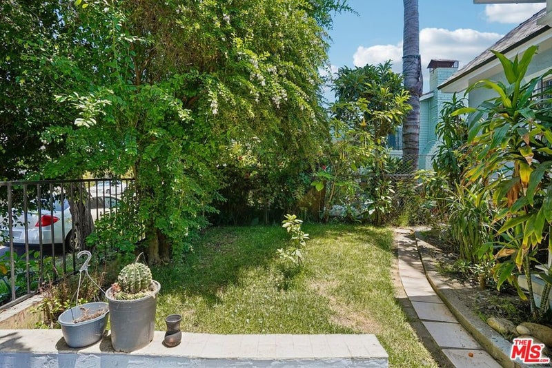 1546 W 30th Street