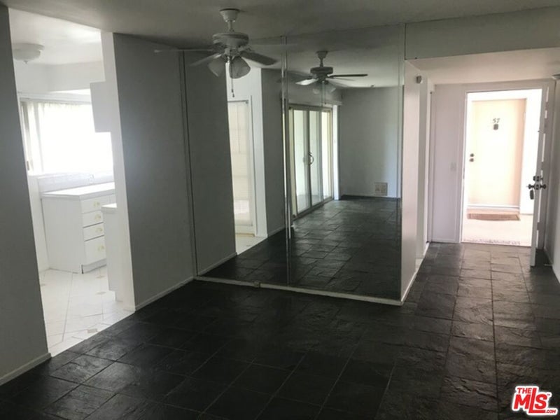 4614 Park Granada 58