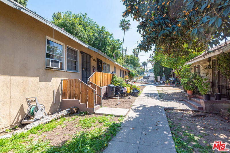 1305 Laveta Terrace