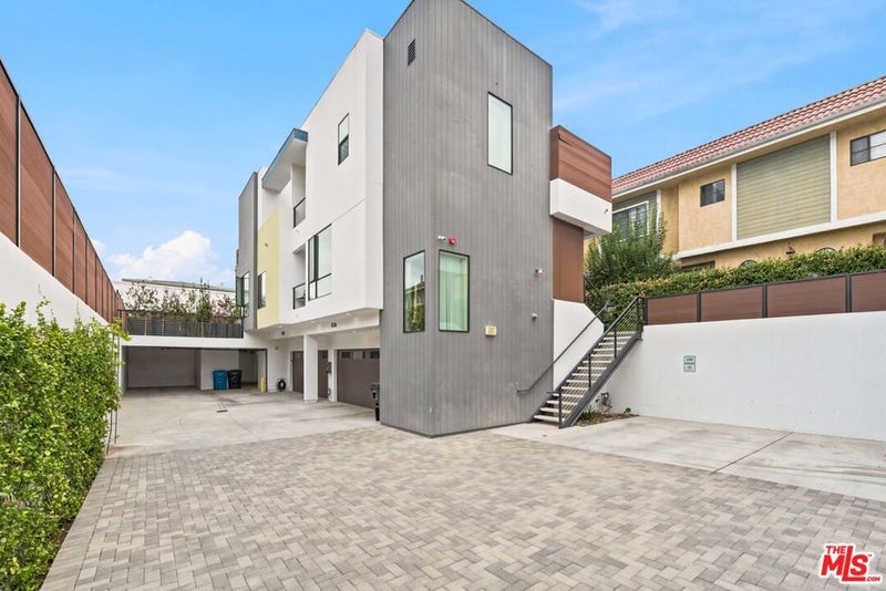81 Palmetto Drive