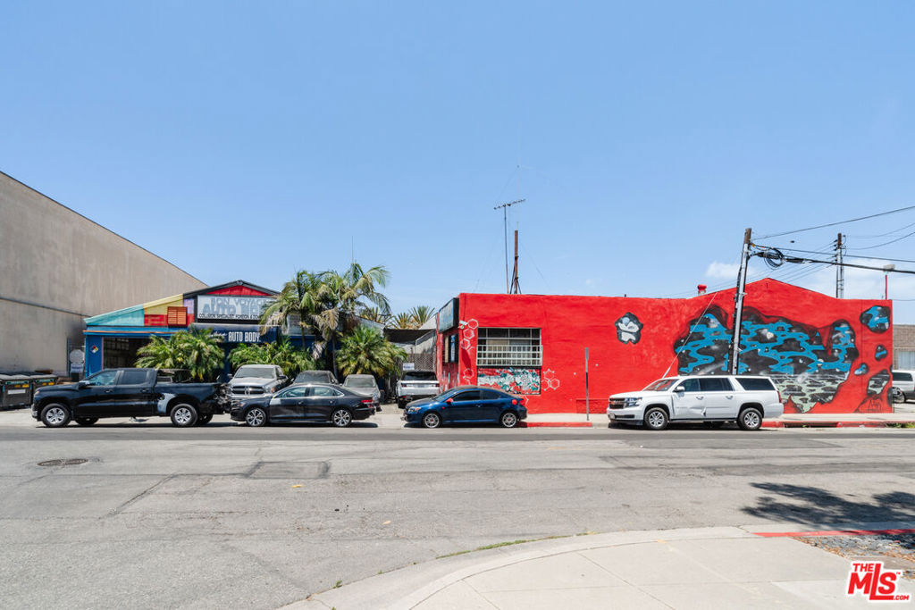 2319 Michigan Avenue