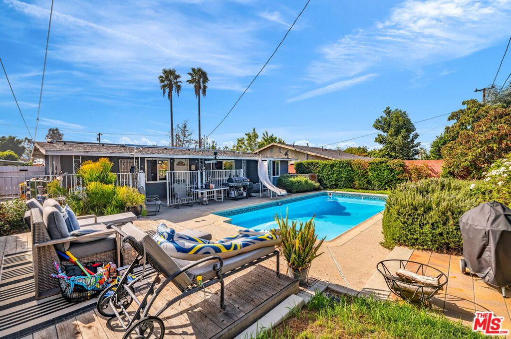 18347 E Bellefont Drive