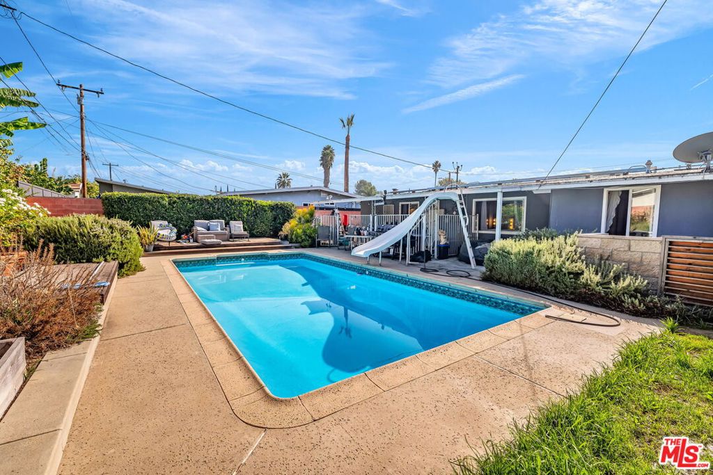 18347 E Bellefont Drive