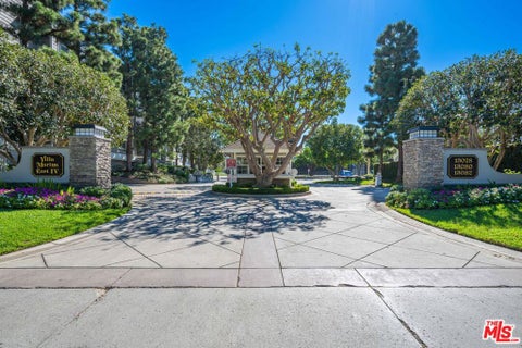 Photo of 13078 Mindanao Way #116, Los Angeles, CA 90292 (MLS # 26943703)