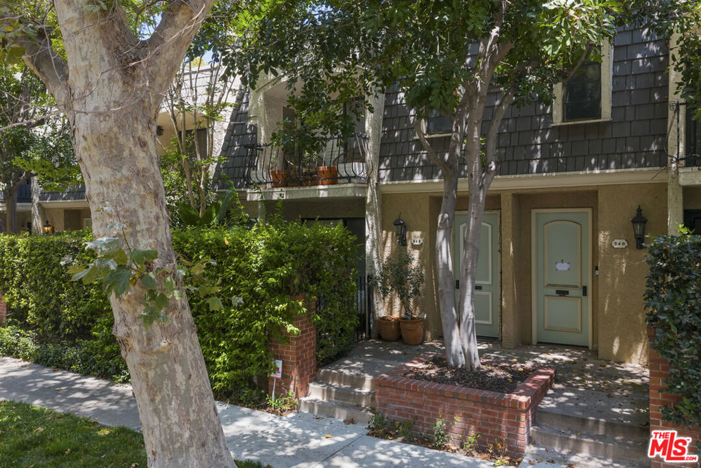648 Wilcox Avenue