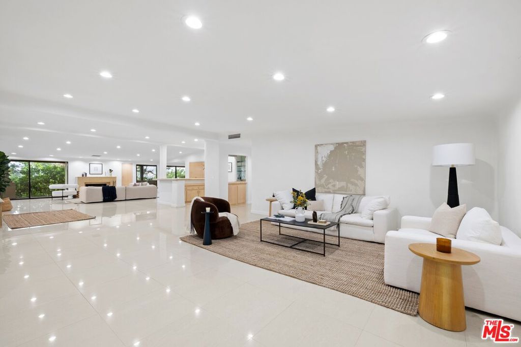 2131 Century Woods Way 16