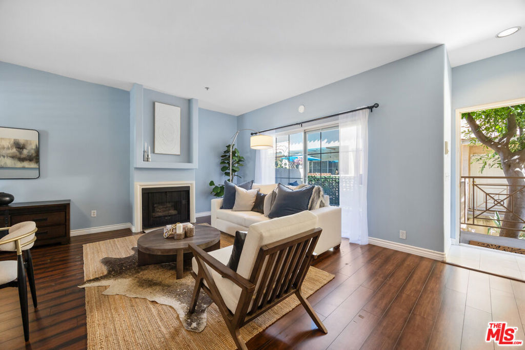 14365 Foothill Boulevard 7