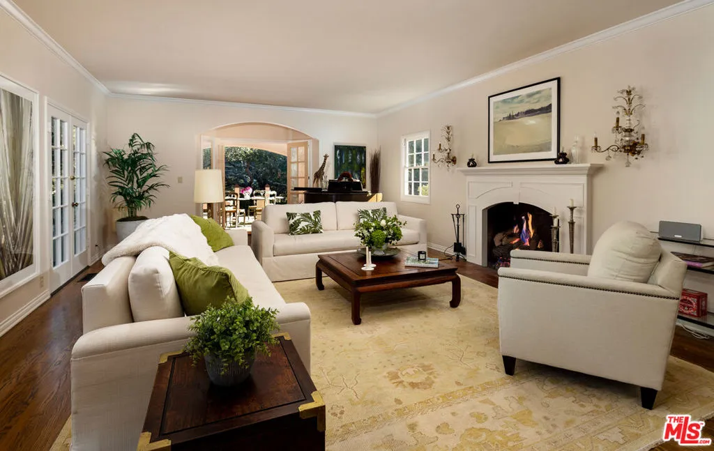 Santa Barbara, California 93108, United States, 3 Bedrooms Bedrooms, ,4 BathroomsBathrooms,Residential,Active,255157