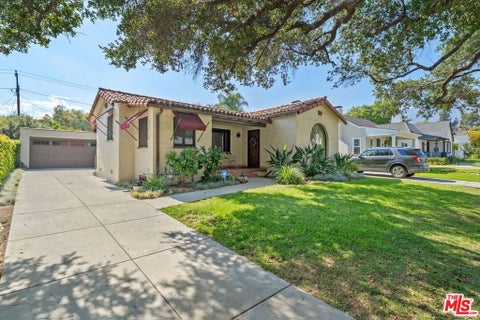 Photo of 1119 Bella Vista Avenue, Pasadena, CA 91107 (MLS # 26848943)
