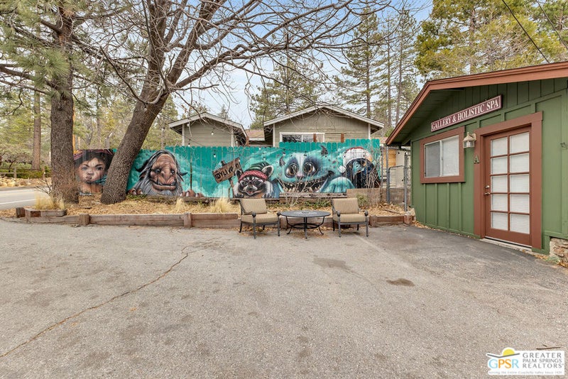 54585 N Circle Drive