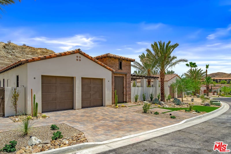 24 Santa Rosa Mountain Lane