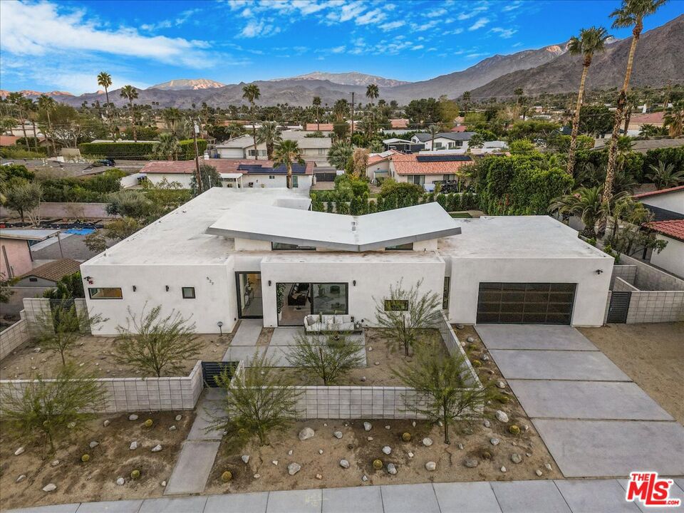 527 W Santa Catalina Road