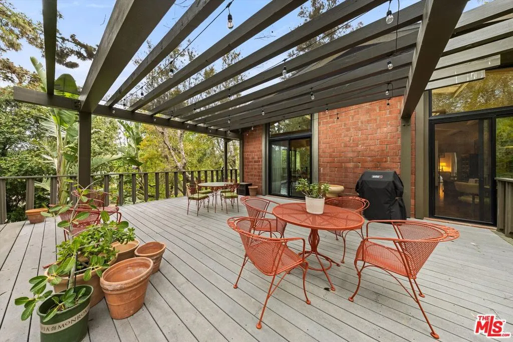 Somis, California 93066, United States, 3 Bedrooms Bedrooms, ,2 BathroomsBathrooms,Residential,Active,143549