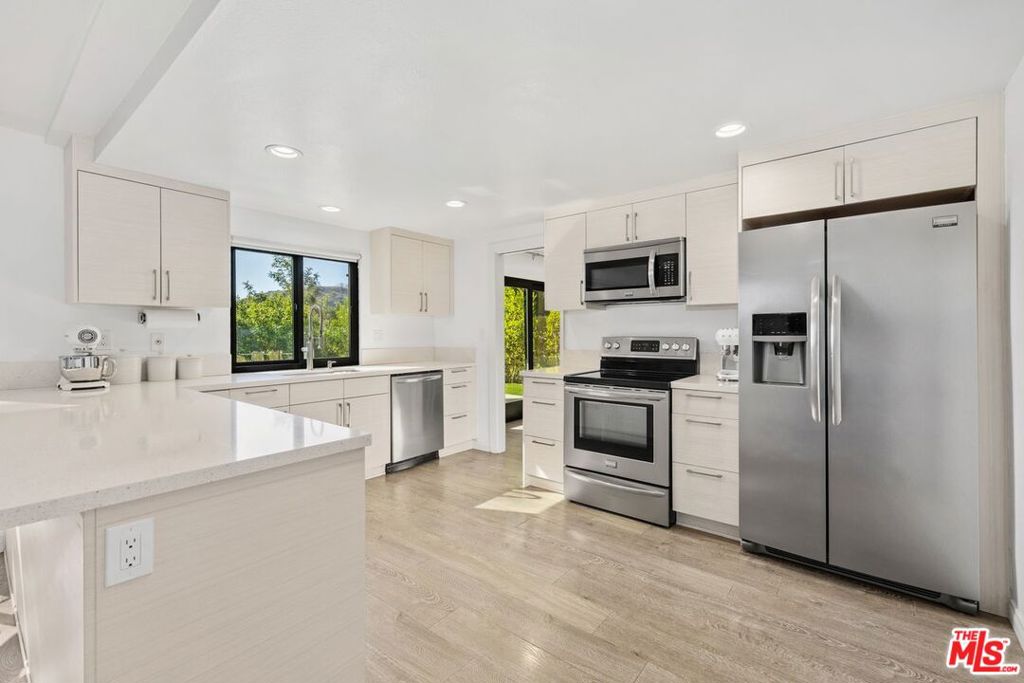 10246 Briarwood Drive