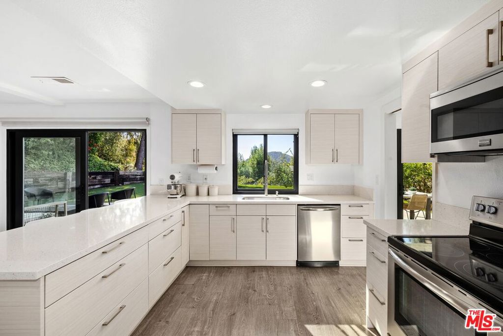 10246 Briarwood Drive