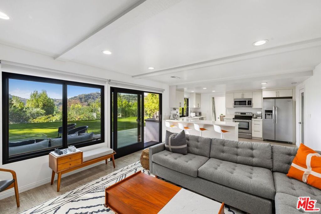 10246 Briarwood Drive