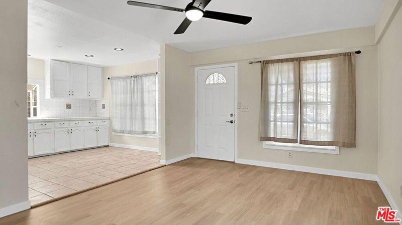 1428 W 54th Street