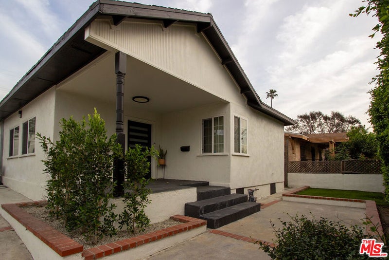 1216 N Virgil Avenue