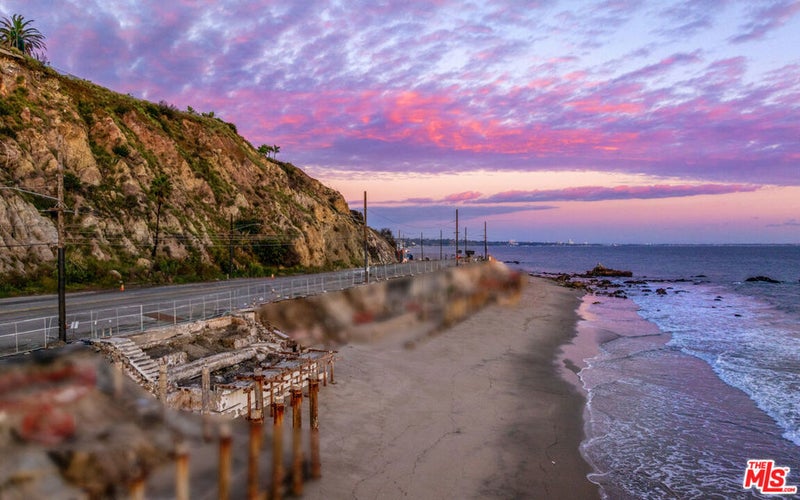 20048 Pacific Coast Highway