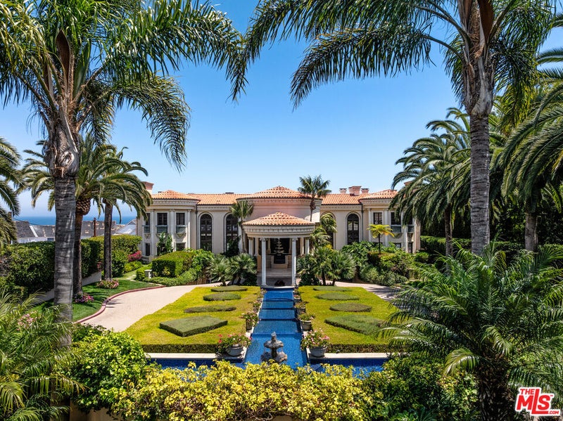 28824 Cliffside Drive