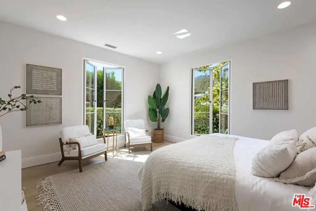 Santa Barbara, California 93108, United States, 4 Bedrooms Bedrooms, ,6 BathroomsBathrooms,Residential,Active,165154