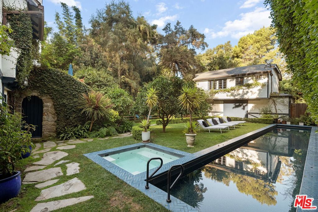 20 Latimer Road