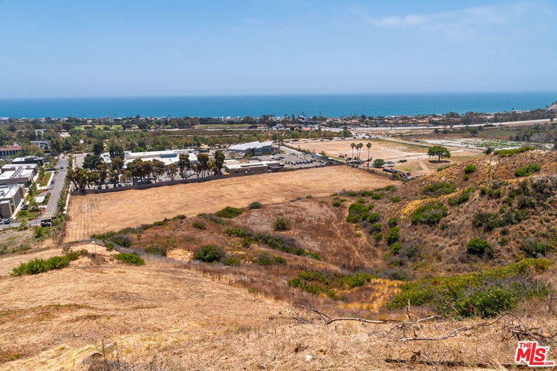 23704 Harbor Vista Drive