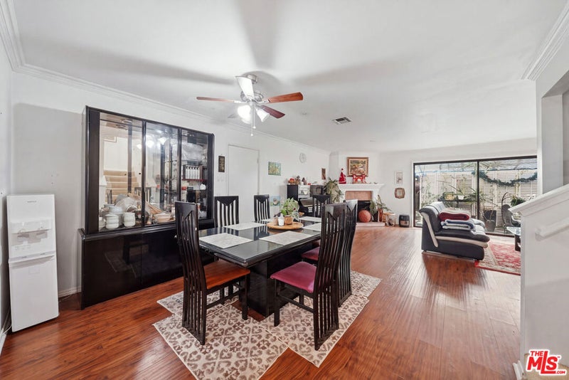 2325 20th Street 3