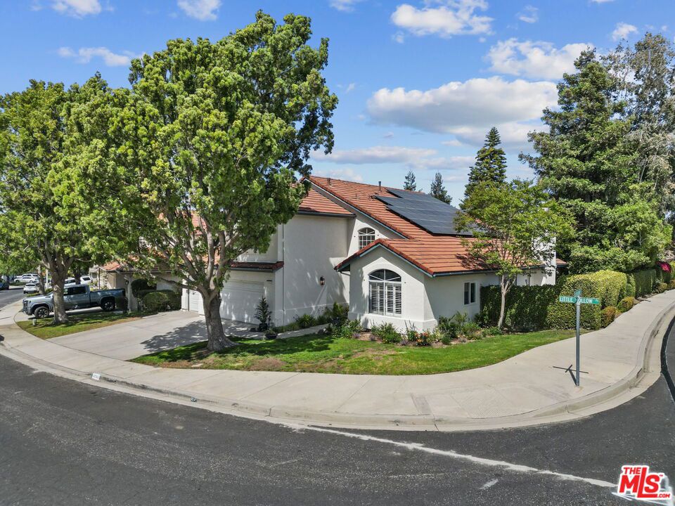 4046 Little Hollow Place