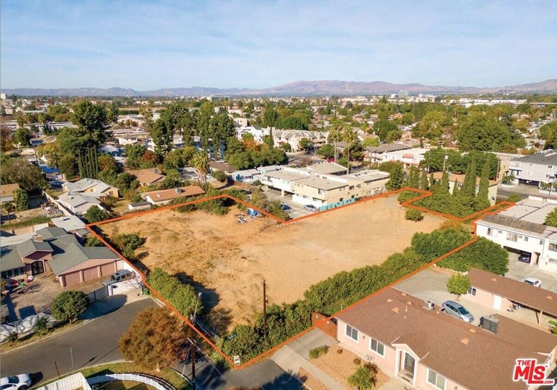 13840 Sherman Way