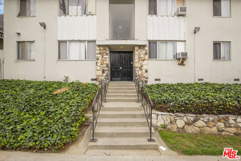 136 S Westlake Avenue
