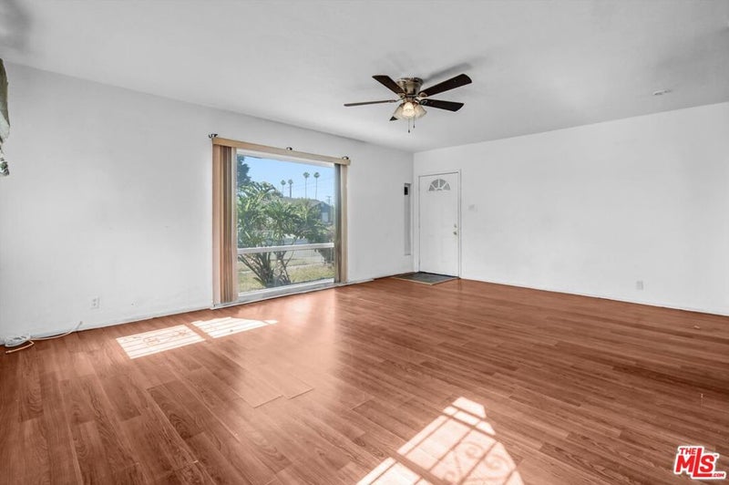 4115 W 102nd Street
