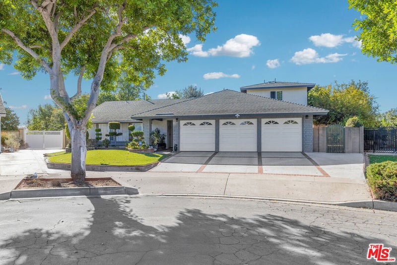 1762 W Las Lanas Lane